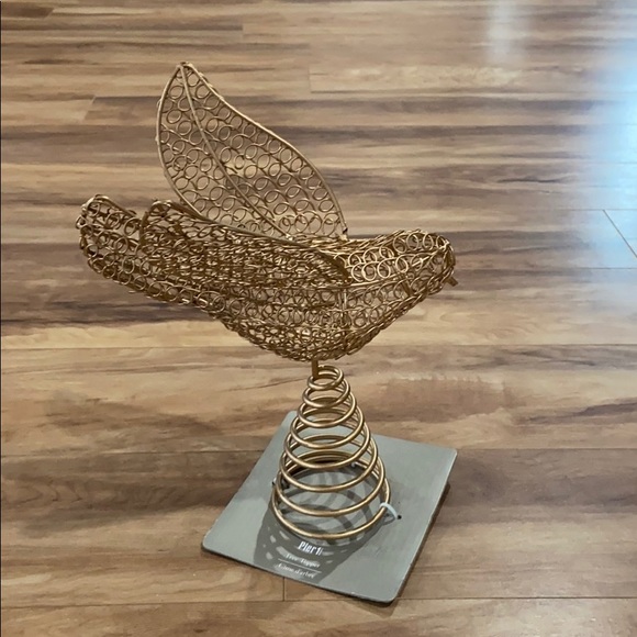 Pier 1 Wire gold bird Tree Topper - Picture 2 of 8